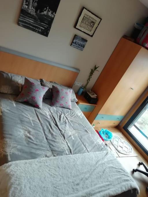 En Piso Compartido Cerca De Playa De Samil Appartement *